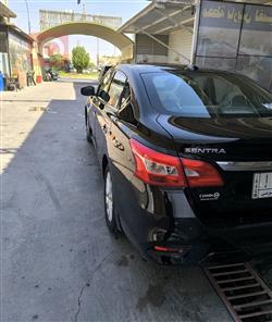 نیسان سێنترا